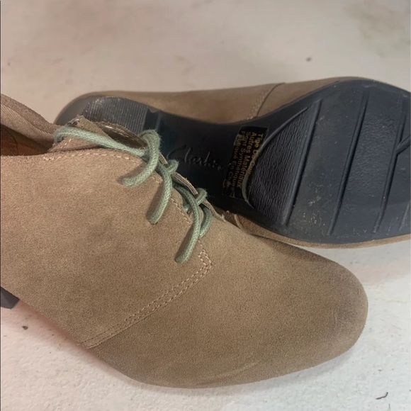 Clarks Booties - Picture 3 of 4